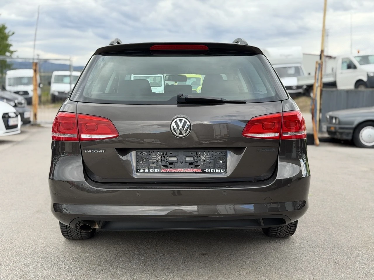 VW Passat 1.6TDI , снимка 5 - Автомобили и джипове - 56185393