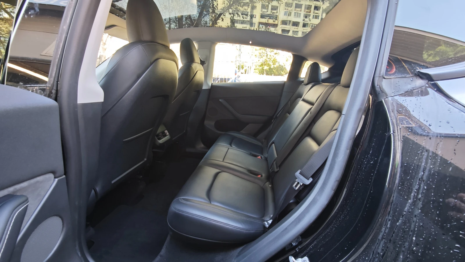 Tesla Model Y LFP, снимка 12 - Автомобили и джипове - 56228613