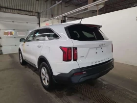 Kia Sorento LX+ | LANE ASSIST| ПОДГРЕВ| ПАНО| 2 КЛЮЧА| 7 МЕСТА, снимка 4