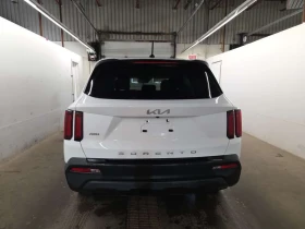 Kia Sorento LX+ | LANE ASSIST| ПОДГРЕВ| ПАНО| 2 КЛЮЧА| 7 МЕСТА | Auto.bg — изображение 15