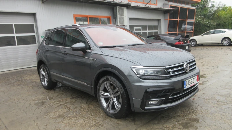 VW Tiguan R-LINE-2.0TDI-4х4-190HP-360-ТОП СЪСТОЯНИЕ, снимка 4 - Автомобили и джипове - 51961903