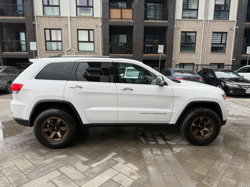 Jeep Grand cherokee 5.7 * * CARFAX * * АВТО КРЕДИТ * * , снимка 2 - Автомобили и джипове - 53136593