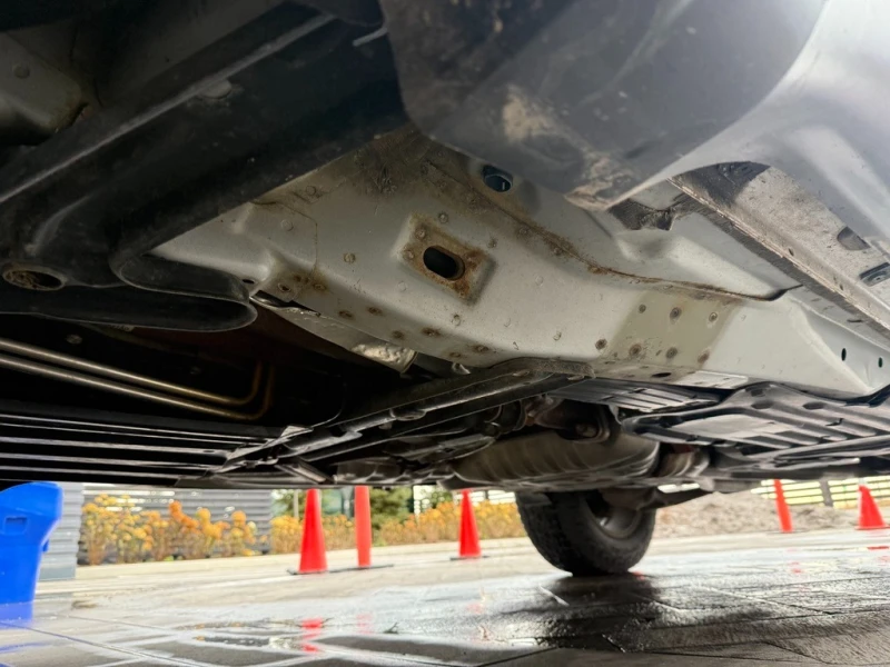 Jeep Grand cherokee 5.7 * * CARFAX * * АВТО КРЕДИТ * * , снимка 13 - Автомобили и джипове - 53136593