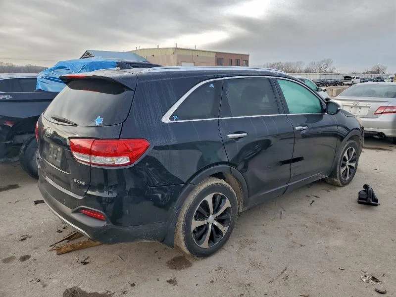 Kia Sorento 3.3L 6 Front-wheel Drive, снимка 4 - Автомобили и джипове - 53713622