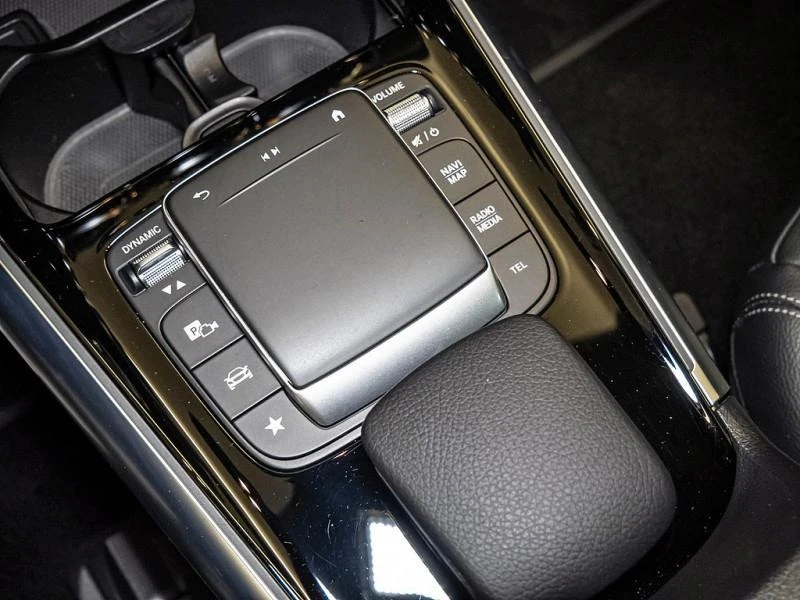 Mercedes-Benz EQA 250* 360 CAM* LED* CARPLAY* , снимка 8 - Автомобили и джипове - 53957576