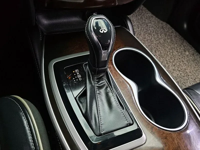 Infiniti QX60 3.5 AWD, снимка 9 - Автомобили и джипове - 54854672