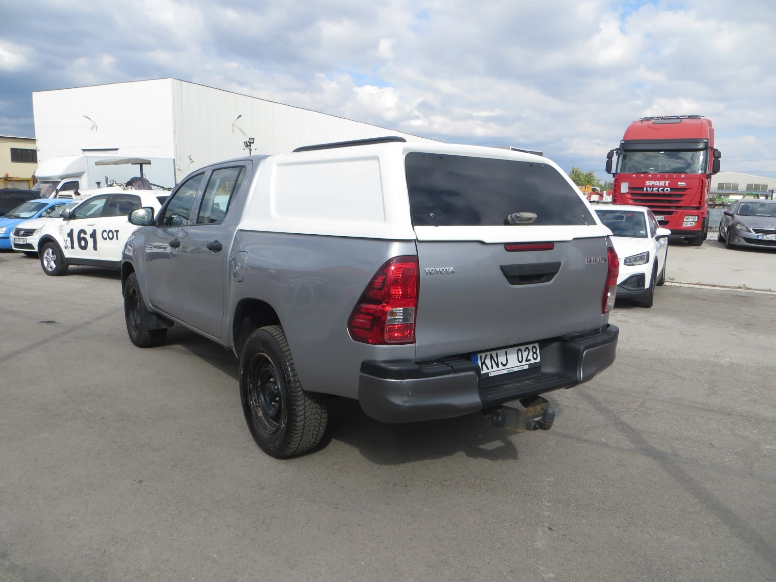 Toyota Hilux  - изображение 3