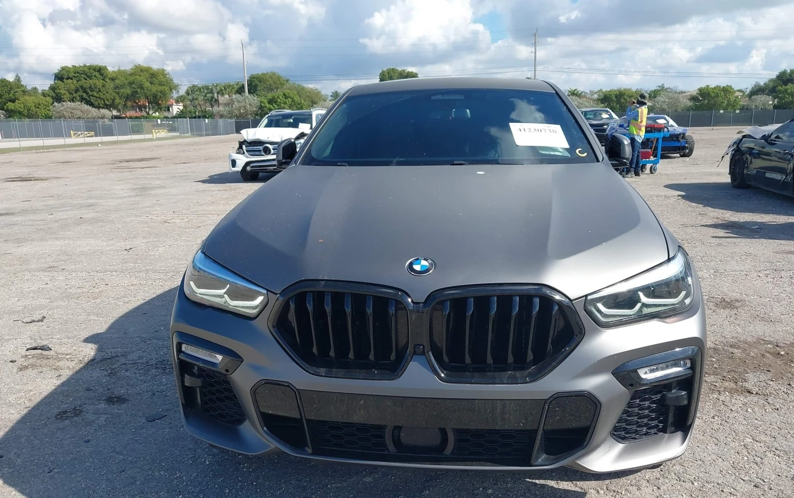 BMW X6  - изображение 2