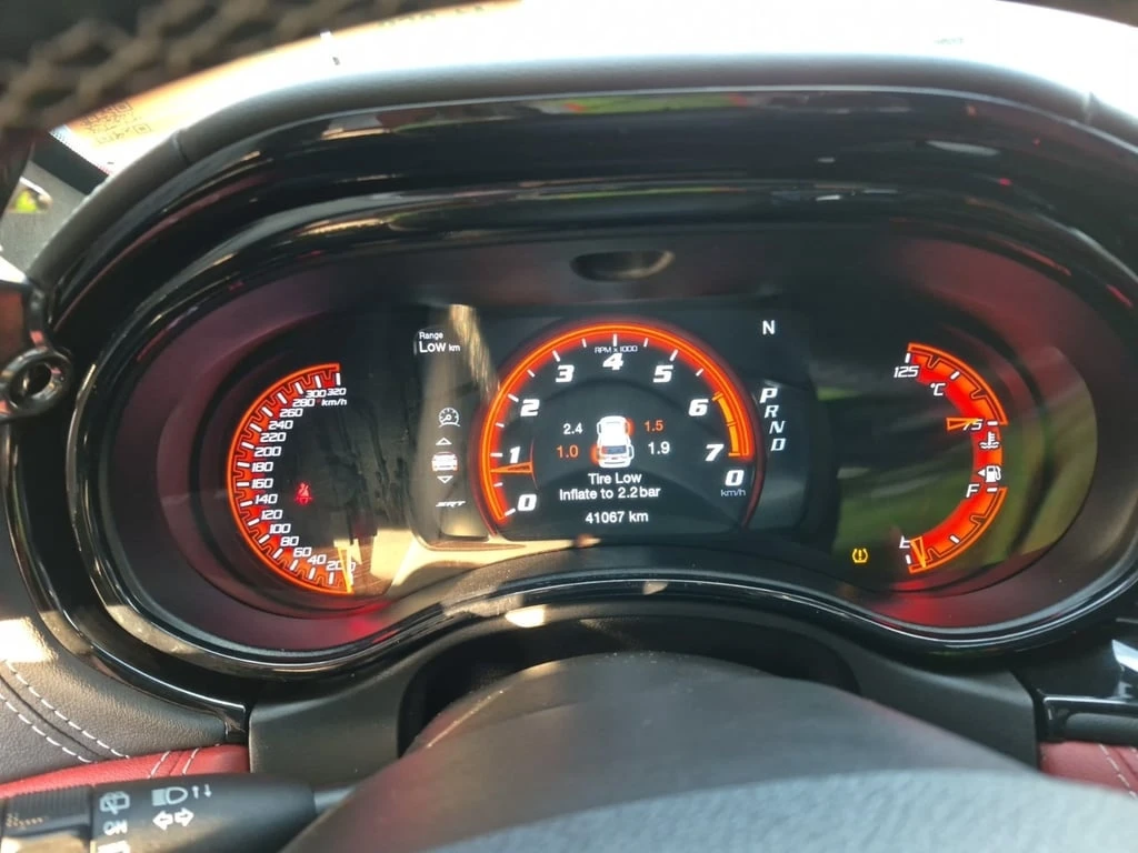 Dodge Durango * SRT HELLCAT PREMIUM * CARFAX * Панорама *  - изображение 8