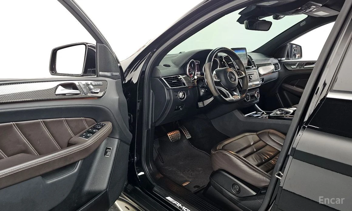 Mercedes-Benz GLE 63 S AMG * COUPE* 4MATIC* HARMAN* KARDON* КАМЕРИ* 360* ОБДУ, снимка 8 - Автомобили и джипове - 54127149