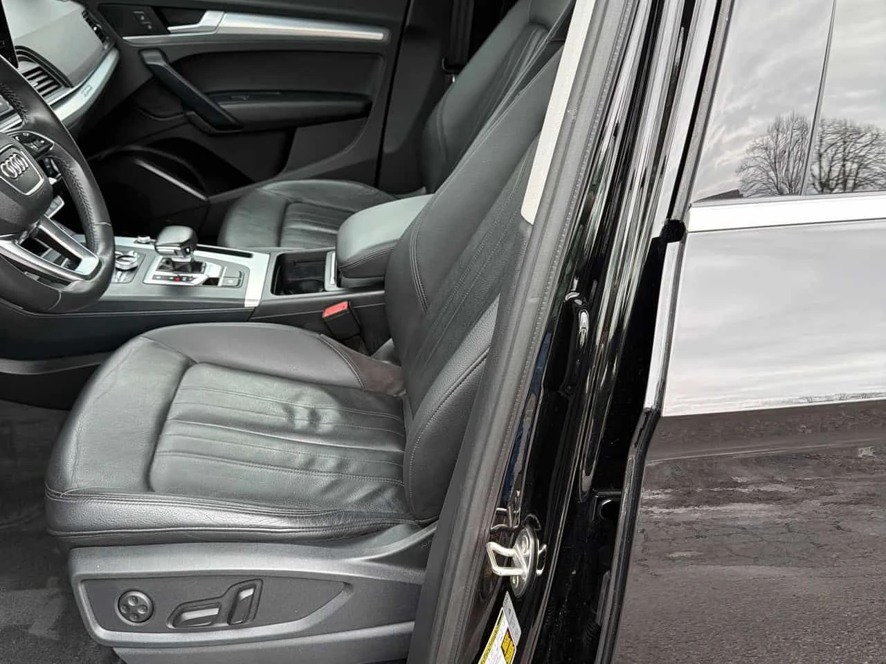 Audi Q5 * Progressiv * ПОДГРЕВ * КАМЕРА * ПАМЕТ * NAVI, снимка 5 - Автомобили и джипове - 54209104