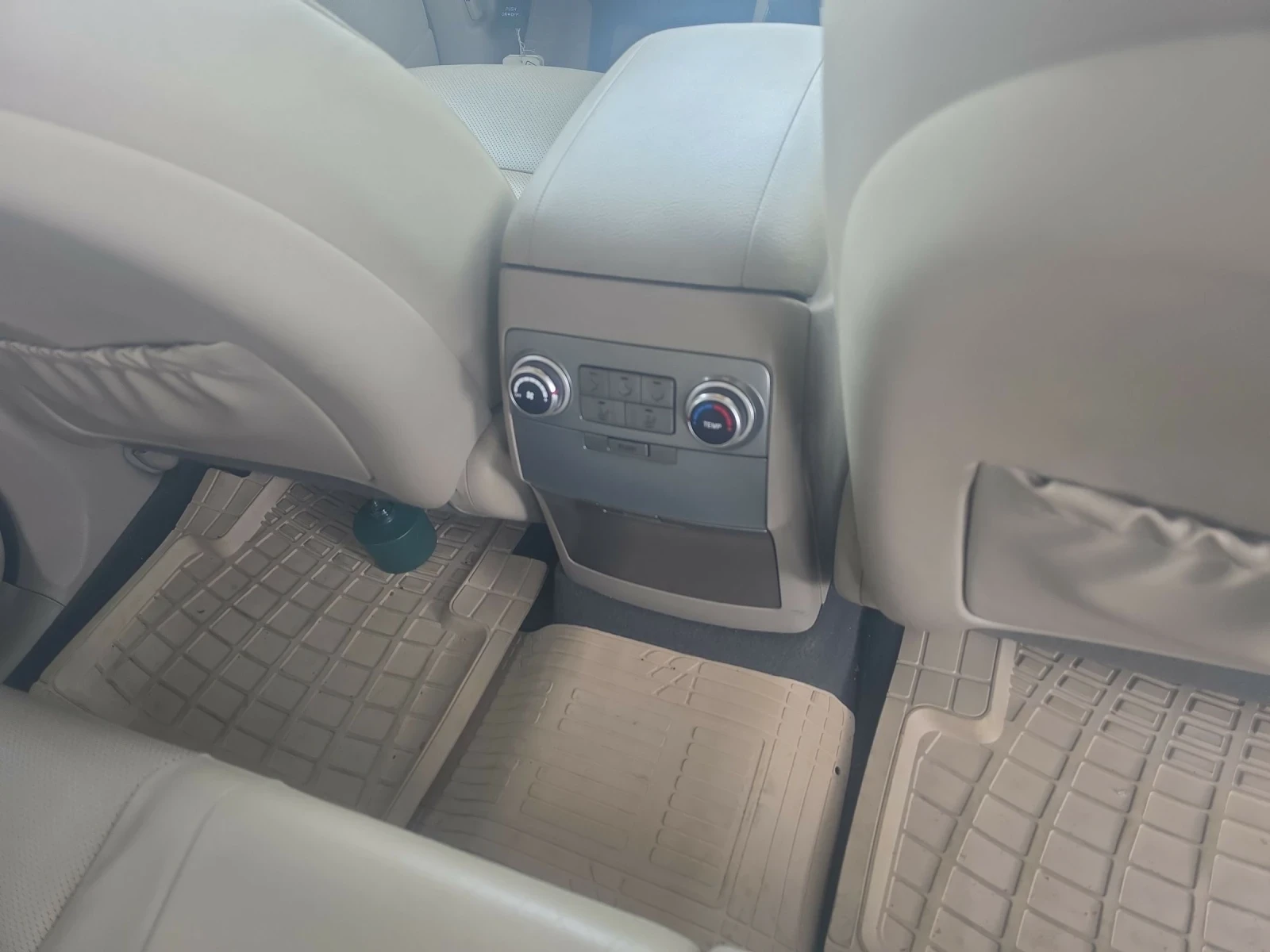 Hyundai IX55 3.0D 245ps Avtomat, снимка 11 - Автомобили и джипове - 54652081
