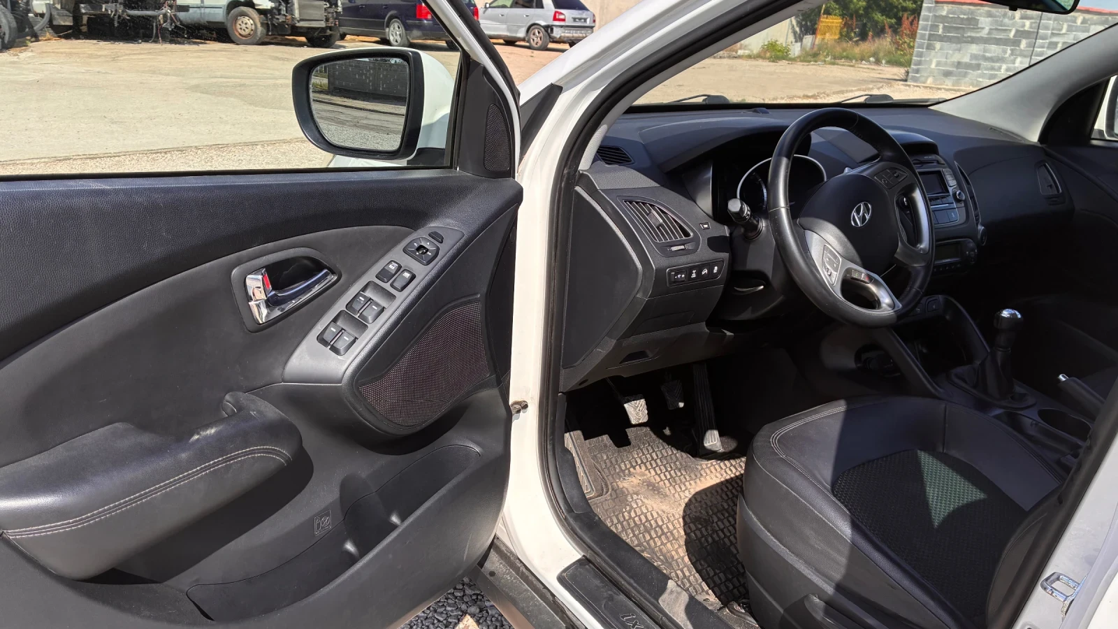 Hyundai IX35 2, 0 4х4, снимка 5 - Автомобили и джипове - 54752822