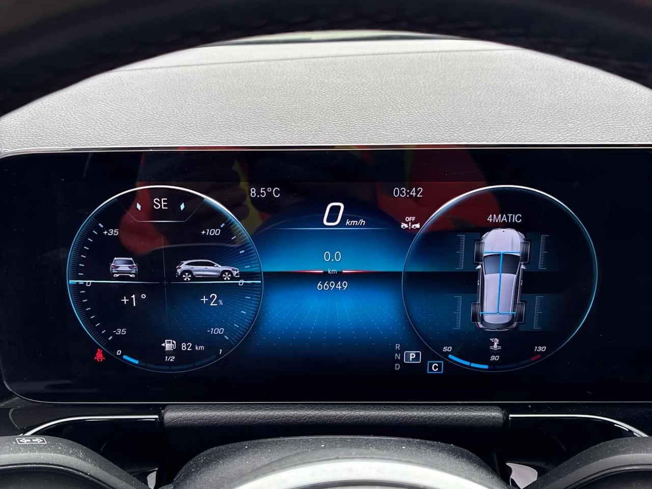 Mercedes-Benz GLA 250 * CARFAX * АВТОКРЕДИТ БЕЗ ПЪРВОНАЧАЛНА ВНОСКА, снимка 11 - Автомобили и джипове - 54788009