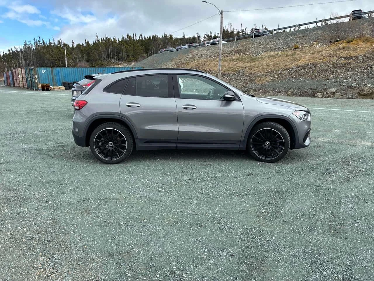 Mercedes-Benz GLA 250 * CARFAX * АВТОКРЕДИТ БЕЗ ПЪРВОНАЧАЛНА ВНОСКА, снимка 3 - Автомобили и джипове - 54788009