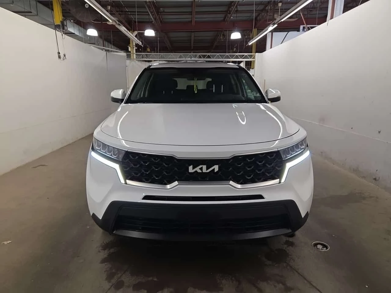 Kia Sorento LX+ | LANE ASSIST| ПОДГРЕВ| ПАНО| 2 КЛЮЧА| 7 МЕСТА, снимка 16 - Автомобили и джипове - 54838559