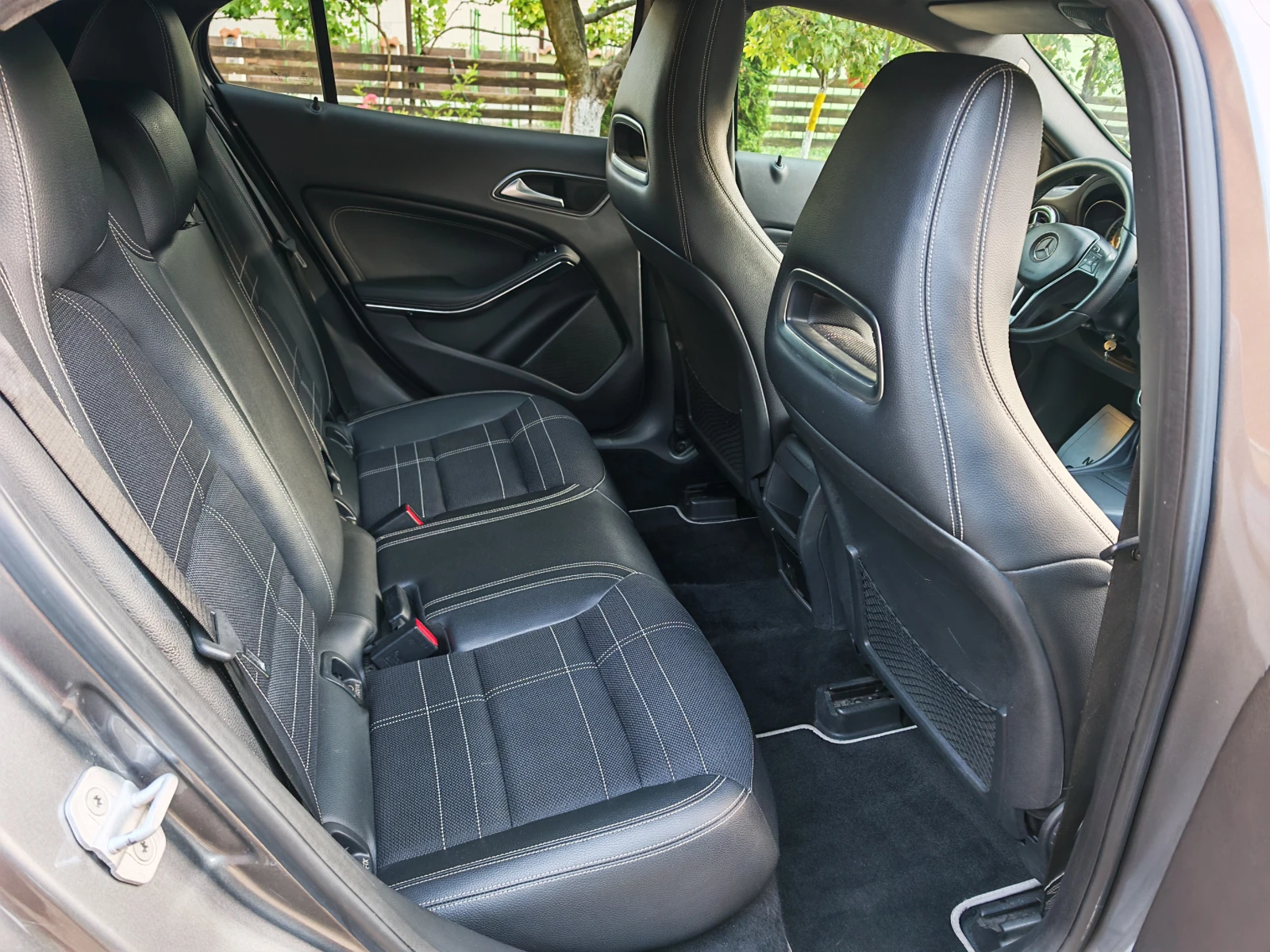 Mercedes-Benz GLA 200 2.2CDI-136к.с.-АВТОМАТИК, снимка 10 - Автомобили и джипове - 55098468