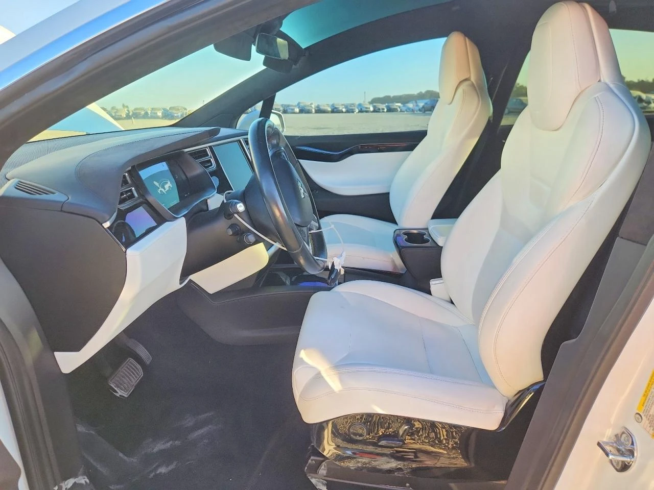 Tesla Model X, снимка 7 - Автомобили и джипове - 56525919