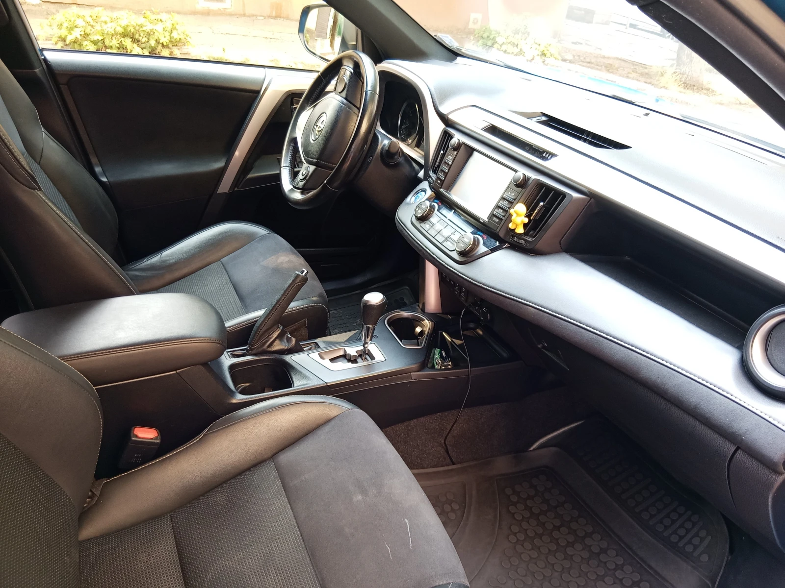 Toyota Rav4, снимка 5 - Автомобили и джипове - 56625098
