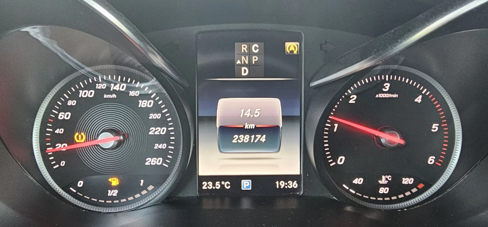 Mercedes-Benz V 250d Extra Lang Avantgarde Edition, снимка 9 - Бусове и автобуси - 55630595