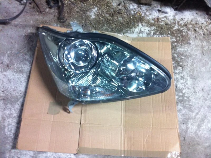 Светлини за Lexus LS