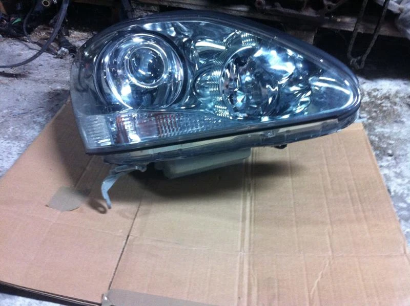 Светлини за Lexus LS, снимка 2 - Части - 53556431