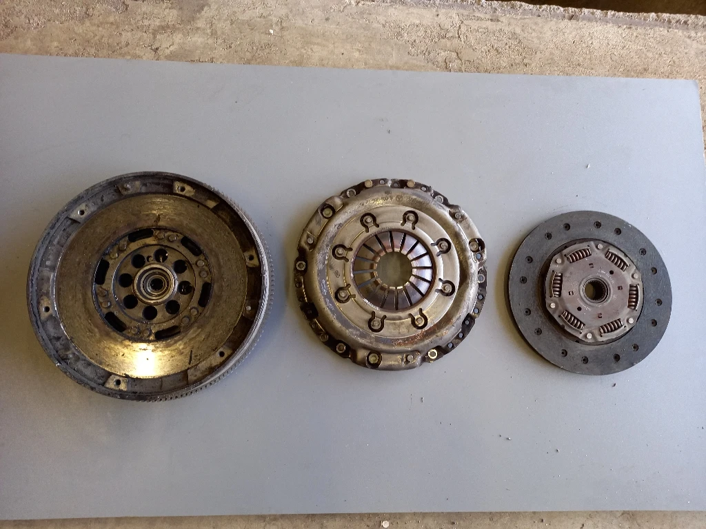   220 W202  | Mobile.bg   1