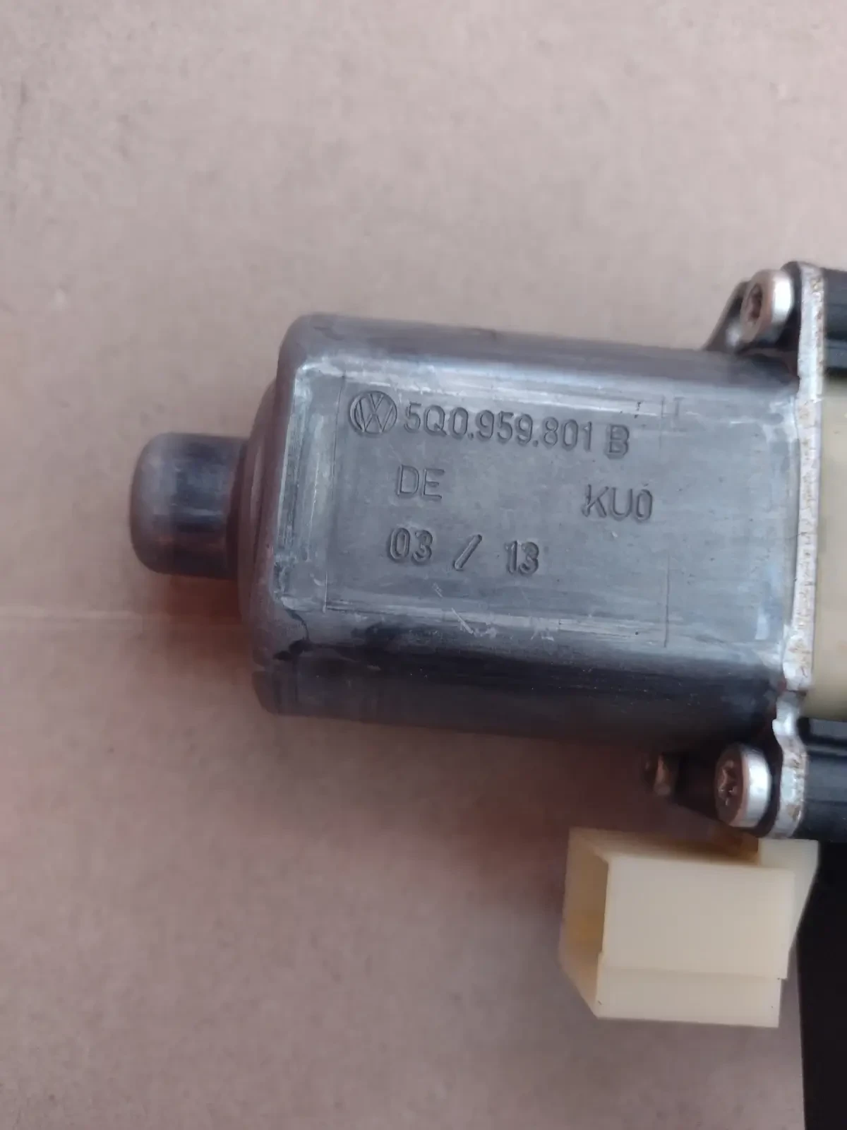 5Q0959801B ������� �� ������/������ ���� ����� �� SKODA OCTAVIA III 5Q0.959.801 B | Mobile.bg � ����������� 2