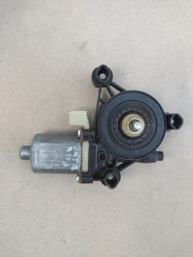 5Q0959801B   /    SKODA OCTAVIA III 5Q0.959.801 B | Mobile.bg    6