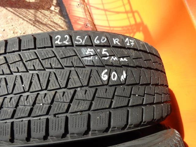 Гуми Зимни 225/60R17, снимка 7 - Гуми и джанти - 12483637