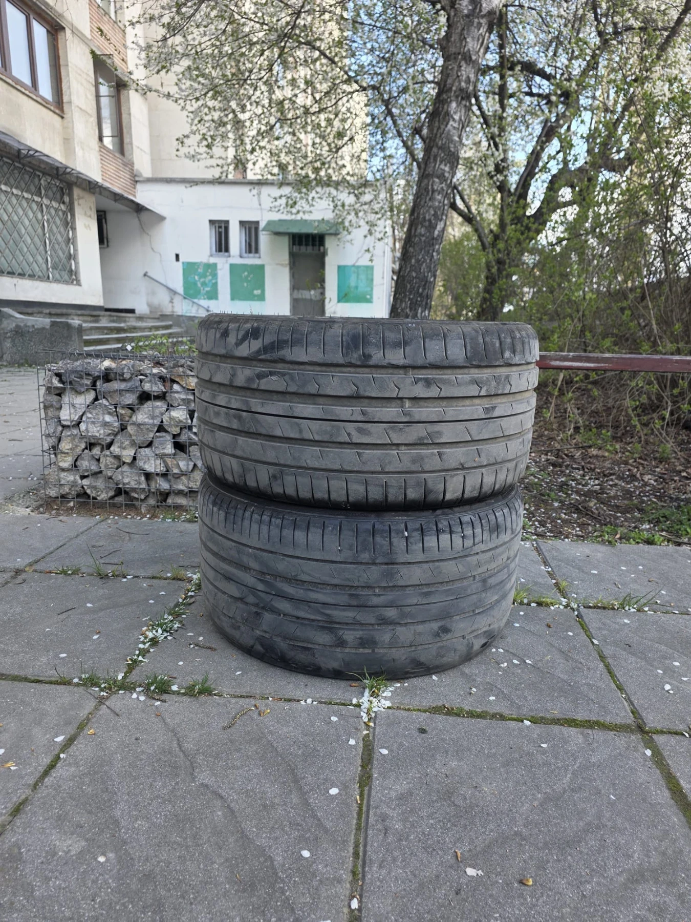 Гуми Летни 285/30R19, снимка 6 - Гуми и джанти - 54343653