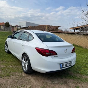 Opel Astra 1.6 cdti, снимка 8
