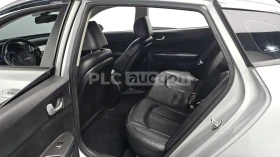 Kia K5, снимка 12