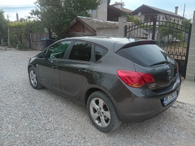 Opel Astra, снимка 4 - Автомобили и джипове - 45343793