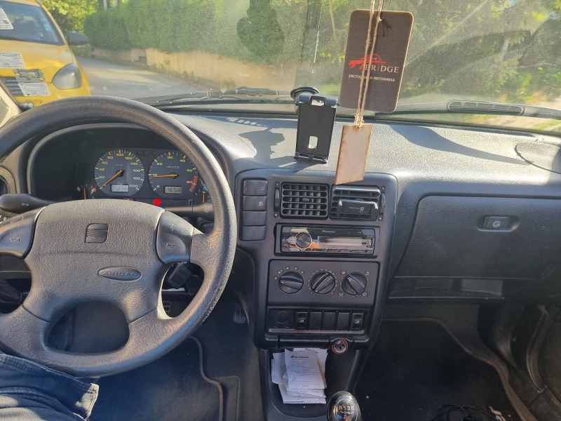 Seat Ibiza, снимка 8 - Автомобили и джипове - 45202571