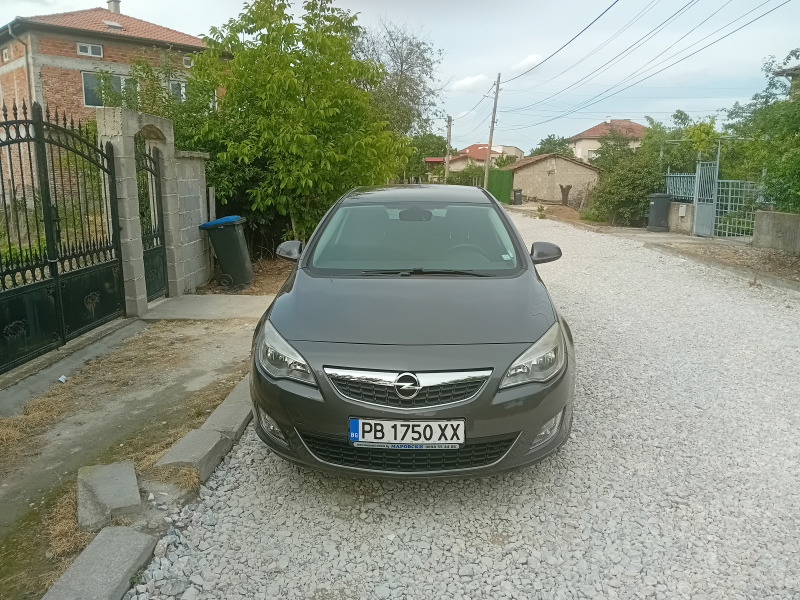 Opel Astra, снимка 7 - Автомобили и джипове - 45343793