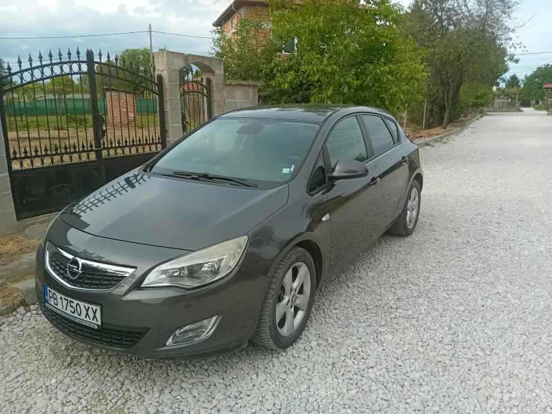 Opel Astra, снимка 6 - Автомобили и джипове - 45343793