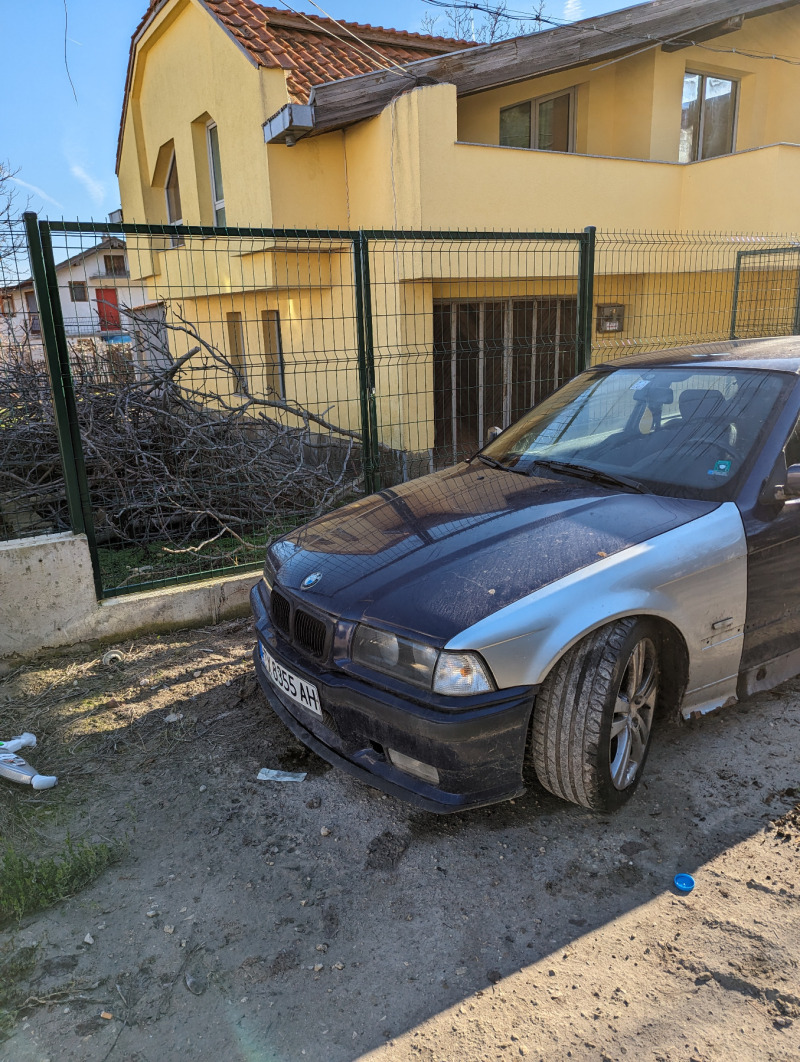 BMW 325 Купе, снимка 12 - Автомобили и джипове - 45875760