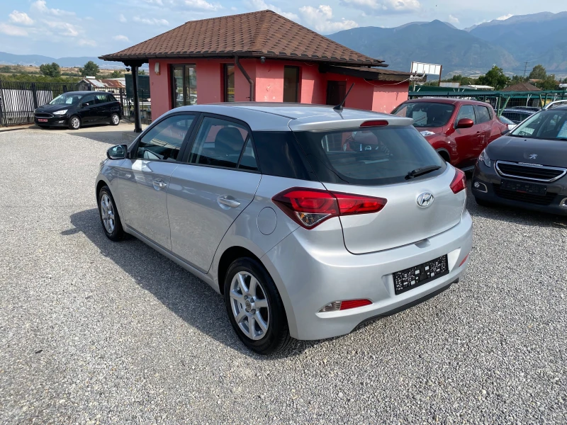 Hyundai I20 1.2, снимка 7 - Автомобили и джипове - 47547683