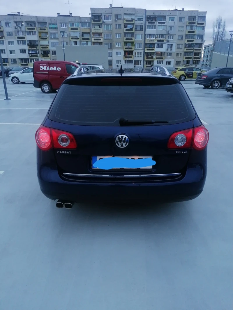 VW Passat, снимка 14 - Автомобили и джипове - 48187737