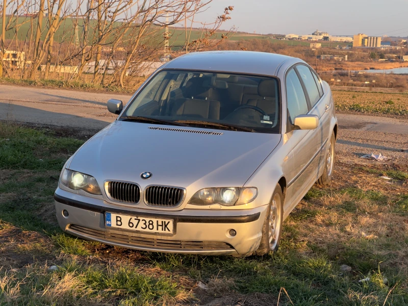 BMW 320 i, снимка 1 - Автомобили и джипове - 48435183