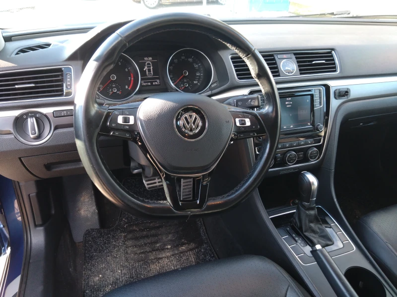 VW Passat R line, снимка 11 - Автомобили и джипове - 48885516