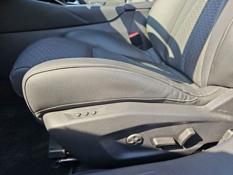 DS DS 4 1.6PHEV/E-TENSE/225HP/EAT8/360/NAVI/LED/AMBI/194v, снимка 12 - Автомобили и джипове - 49799085