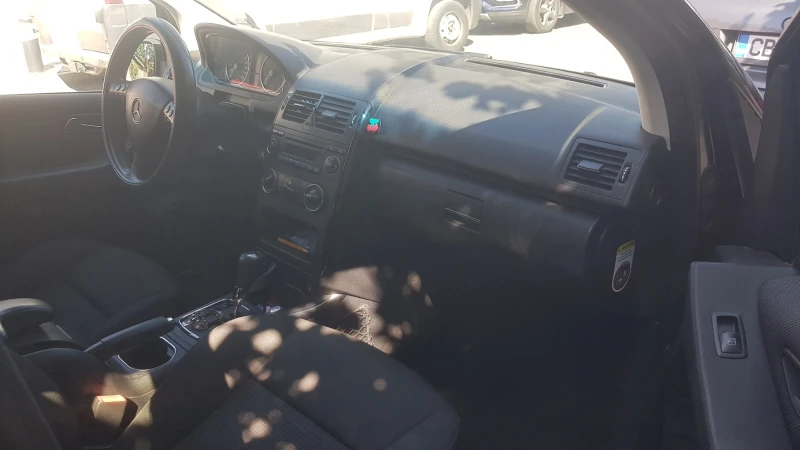 Mercedes-Benz A 150, снимка 11 - Автомобили и джипове - 52865925