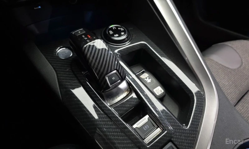 Peugeot 5008, снимка 9 - Автомобили и джипове - 53058092