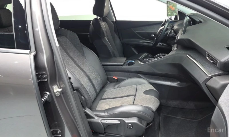 Peugeot 5008, снимка 10 - Автомобили и джипове - 53058092