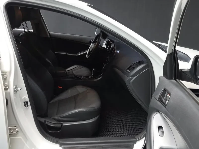 Kia K5 2.0 | Mobile.bg � ����������� 11