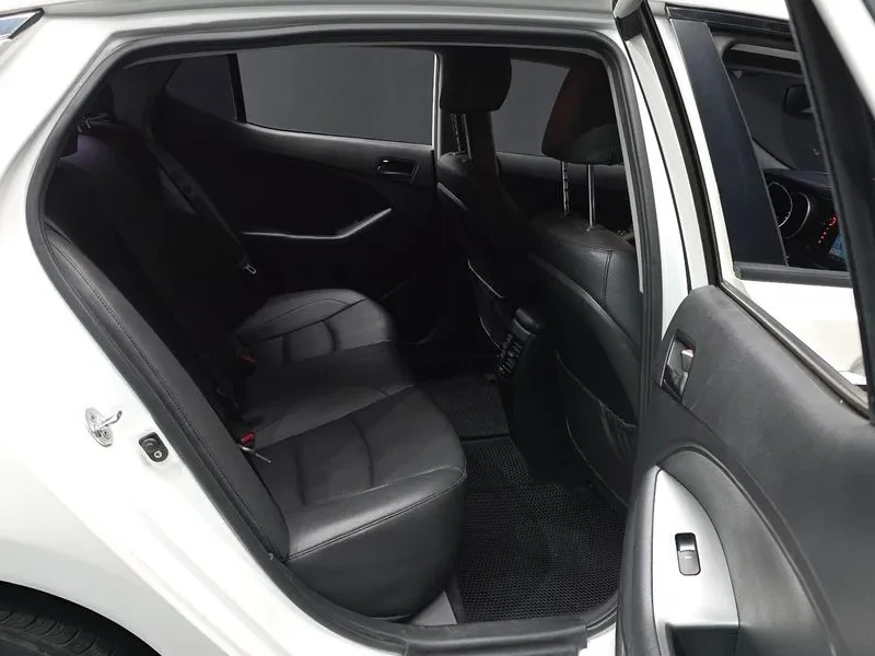 Kia K5 2.0 | Mobile.bg � ����������� 12