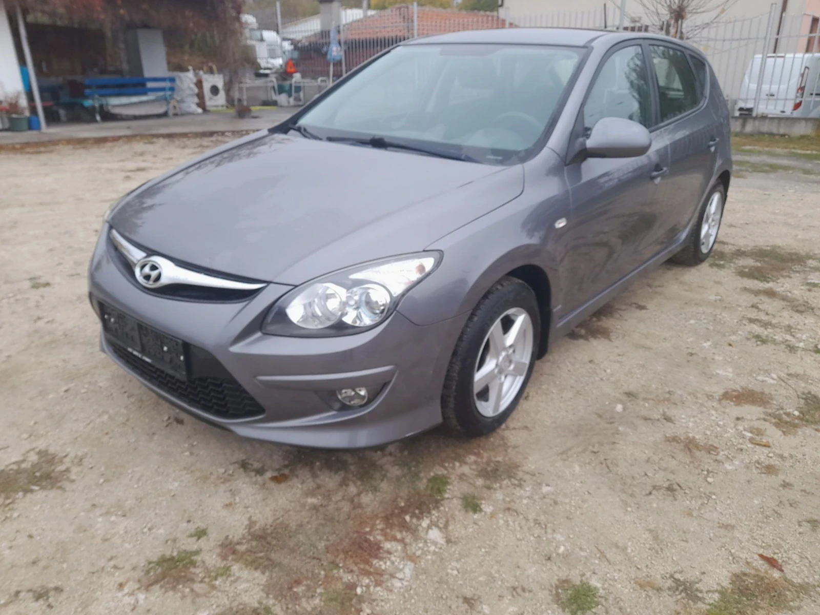 Hyundai I30 1.4i - изображение 6