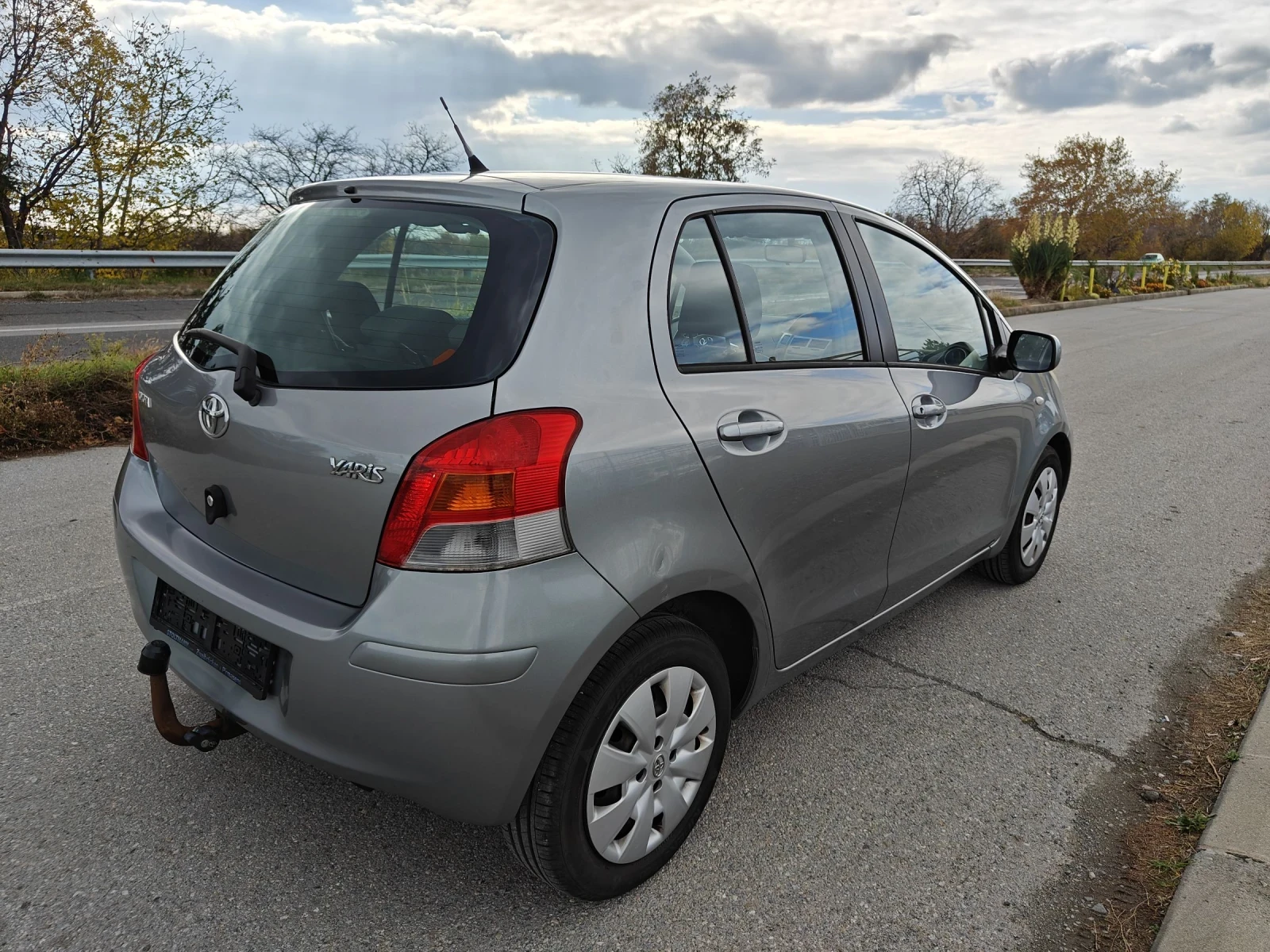 Toyota Yaris 1.4 D4D 90кс - изображение 4